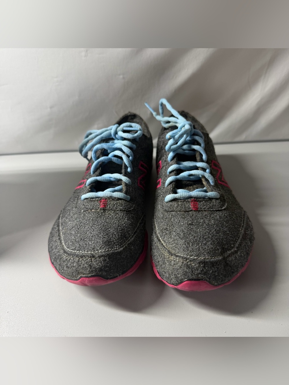 New Balance Gray Sneaker with Pink Accents and Light Blue Laces - Picture 2 of 11